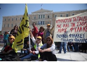 Yunanistan, 5 Yıllık Tahvil İhracı Heyecanı Yaşıyor