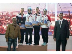 Güventaşlı Tuğçe Demiş, Karatede Şampiyon Oldu