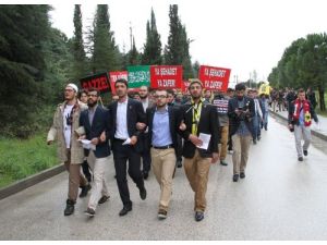 Uü’lü Öğrencilerden Sisi’ye Beddualı İdam Protestosu