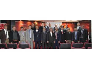 Sivas’ta Oda Başkanlarına Emniyet Kemeri Eğitimi Verildi