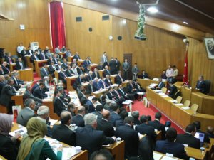 Büyükşehir Meclisi ilk toplantısını gerçekleştirdi