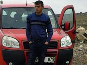 Mert'in cinayet zanlısı bileklerini kesti!