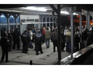 Trafik Kazası Kavgası Can Aldı: 1 Ölü, 3 Yaralı