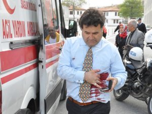 Konya'da emekli öğretmen bıçaklandı