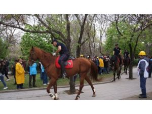 Sahaya İlk Kez İnen Atlı Birlikler, Yatağan İşçilerinin Çevreside Önlem Aldı