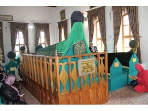 Üftâde Hazretleri’ne Uluslararası Sempozyumla Anılıyor