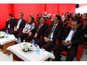 Eğitim Siyaseti Ve Toplam Kalite Ele Alındı