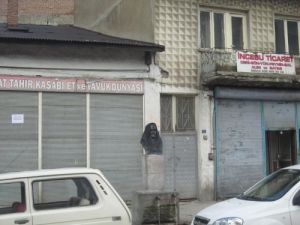 Nene Hatun Heykelinin Kötü Görüntüsü Rahatsız Ediyor