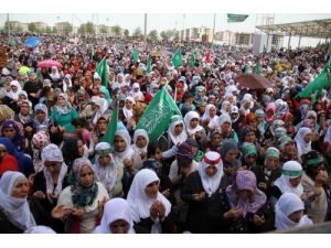 Nevruz Parkı’nda Bu Kez Salâvatlar Yükseldi