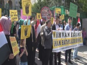 Mısırdaki İdam Kararları Mısır Büyükelçiliği Önünde Protesto Edildi