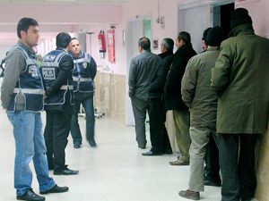 Sahte ehliyet şebekesi kontrolden geçirildi