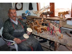 Geçmişini Mesleğiyle Buluşturup Günümüze Taşıyor