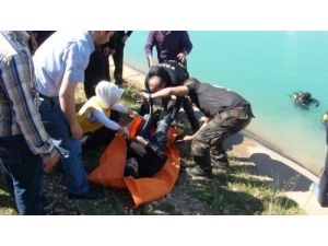 Kanala Düşen Gencin Cesedi Bulundu