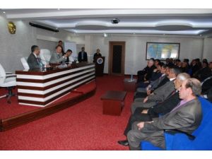 Vali Azizoğlu, Köy Muhtarlarıyla Bir Araya Geldi