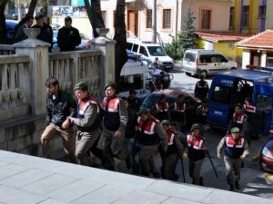 Gözaltına Alınan 20 Linyit İşçisi Adliyeye Sevk Edildi