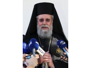Kuzey Kıbrıs'ta Ayin İzni Rum Başpiskoposu Memnun Etmedi