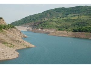 Sapanca Gölü'ndeki Tehlike Sınırı Kocaeli'yi Endişelendiriyor