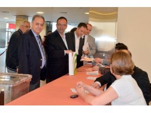 Uib’de Genel Kurul Maratonu Başladı