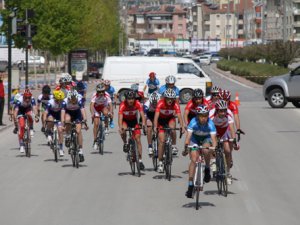 Pedallar, Rumi için döndü