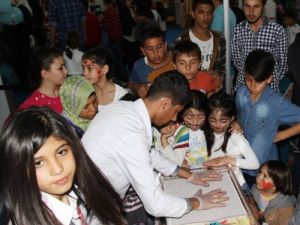 Royal Halı, 23 Nisan’da Dünya Çocukları İle Buluştu