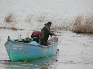 Göl’de avlanma yasağı başlıyor