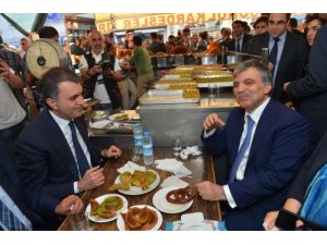 Cumhurbaşkanı Gül'ün 'Tatlı' Molası