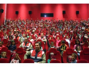 5 İlde 1750 Öğrenci Hayatlarında İlk Kez Sinema İle Tanıştı