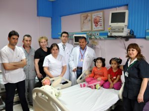 Kalp deliği ameliyatsız kapatıldı