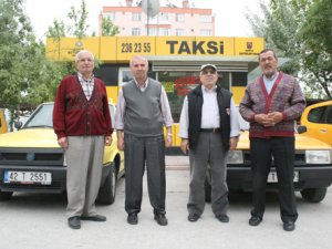 Çalışan emekliler kesinti istemiyor
