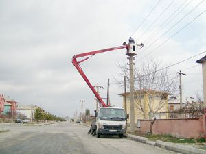 Seydişehir'de fırtına hayatı olumsuz etkiledi