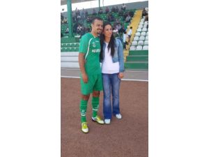 Kırşehirspor'lu Futbolcu Maç Öncesi Evlenme Teklifi Yaptı