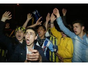 Samandıra’daki Şampiyonluk Kutlamaları Yağmur Altında Son Buldu