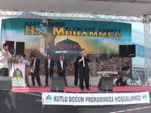 Peygamber'e sevgi mitingi düzenlendi