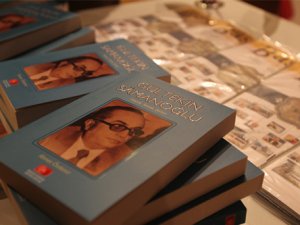 Samanoğlu'nun hayatını kitaplaştırdı