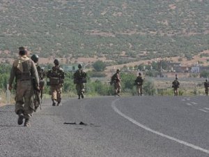 Lice'de 2 uzman çavuş kaçırıldı