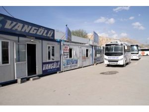 Van Otogarı, 2011 Depreminden Bu Yana Konteynerlerden Çıkamadı