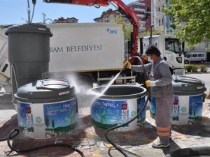 Meram'da bahar temizliği