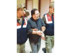 Hatip Dicle Elleri Kelepçeli Olarak Hastaneye Götürüldü