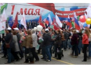 Moskova'da 1 Mayıs'ta 13 Ayrı Etkinliğe 150 Bin Kişi Katılacak
