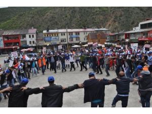 Koza Altın’da Çalışan İşçiler, İşletmenin Kapatılmamasını İstedi