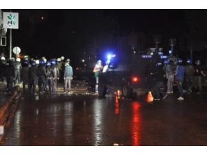 Tunceli’de Polis Karakoluna Molotof Ve Taşlı Saldırı