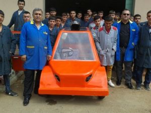 Eml Öğrencileri Yerli Otomobil Yaptı, İmkansızlıktan Hollanda'ya Gidemedi