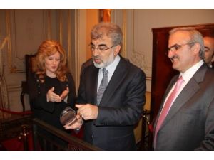 Bakan Yıldız: Dinlenenler Mi Tecrübeli, Dinleyenler Mi, Tartışılır