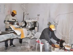 Abdallık Mesleğini Bırakıp, Onxy Taşı İşliyorlar
