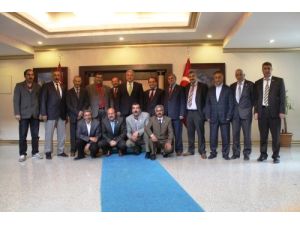 Mahalle Muhtarları Vali Tekinarslan'ı Ziyaret Etti