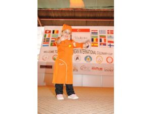 1.akdeniz Uluslararası Aşçılık Şampiyonası'na 17 Ülke Katıldı