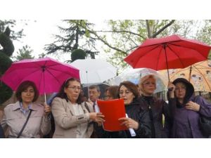 Kadın Grubu, Çankaya Köşk Önünde Eylem Yaptı
