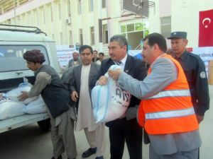 Afganistan Selzedelerinde Kimse Yok Mu Ve Türk Okulları Yardım Eli Uzattı