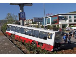 Facia Ucuz Atlatıldı