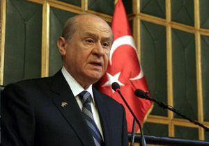 Bahçeli'den üçgen formül eleştirilerine yanıt